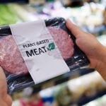 【朋和産業解説】食品パッケージの心理学。消費者行動に与える影響